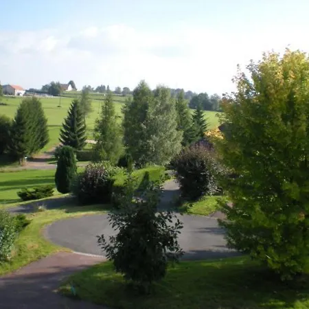 Confort En Montagne, Près Des Thermes Et Circuits De Rando, Idéal Pour Famille - Fr-1-589-135