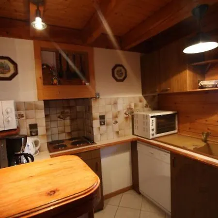 Confort En Montagne, Pres Des Thermes Et Circuits De Rando, Ideal Pour Famille - Fr-1-589-135 *