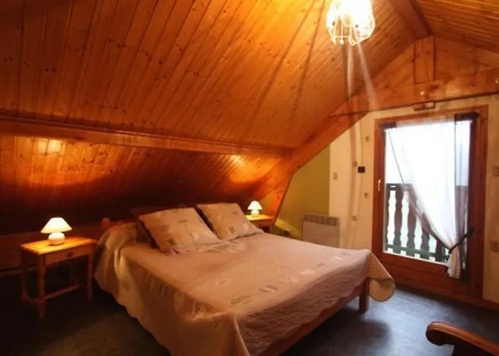 Confort En Montagne, Pres Des Thermes Et Circuits De Rando, Ideal Pour Famille - Fr-1-589-135 *